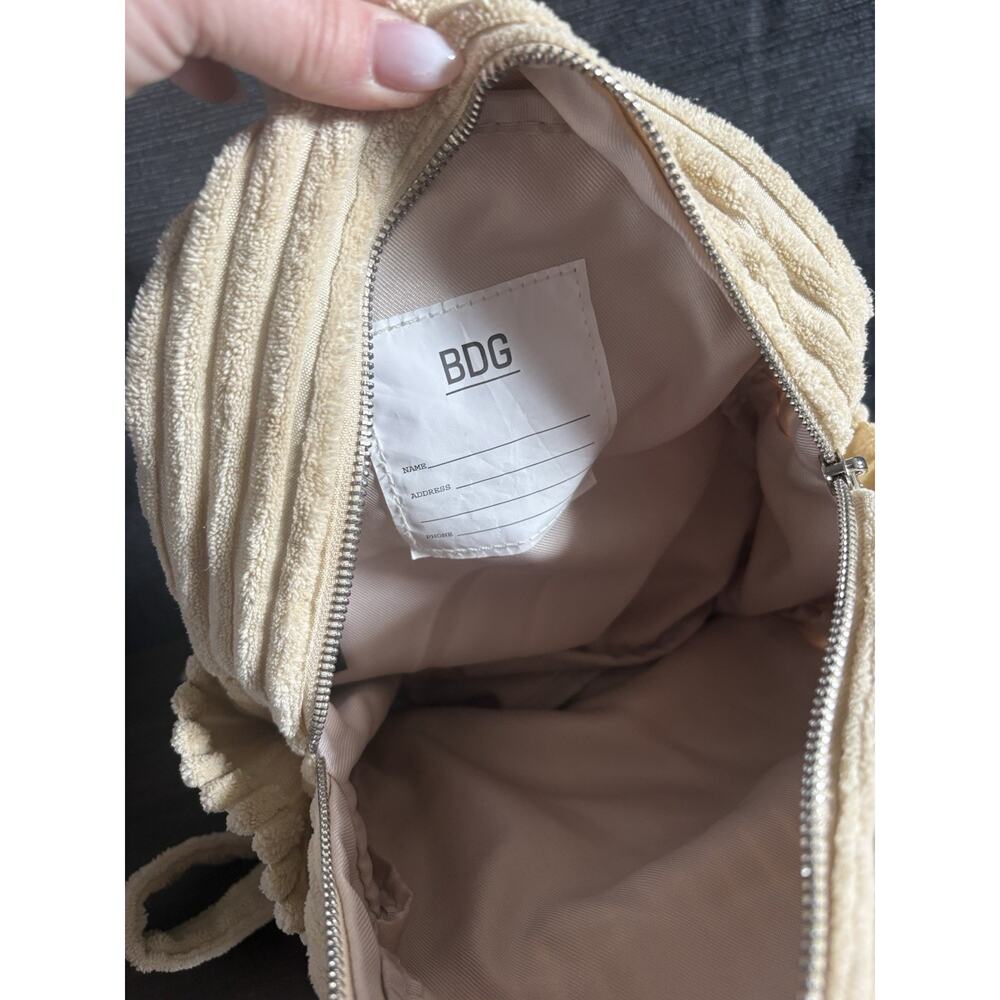 Urban Outfitters BDG Wide Wale Corduroy Soft Mini Backpack White EUC - Picture 4 of 7